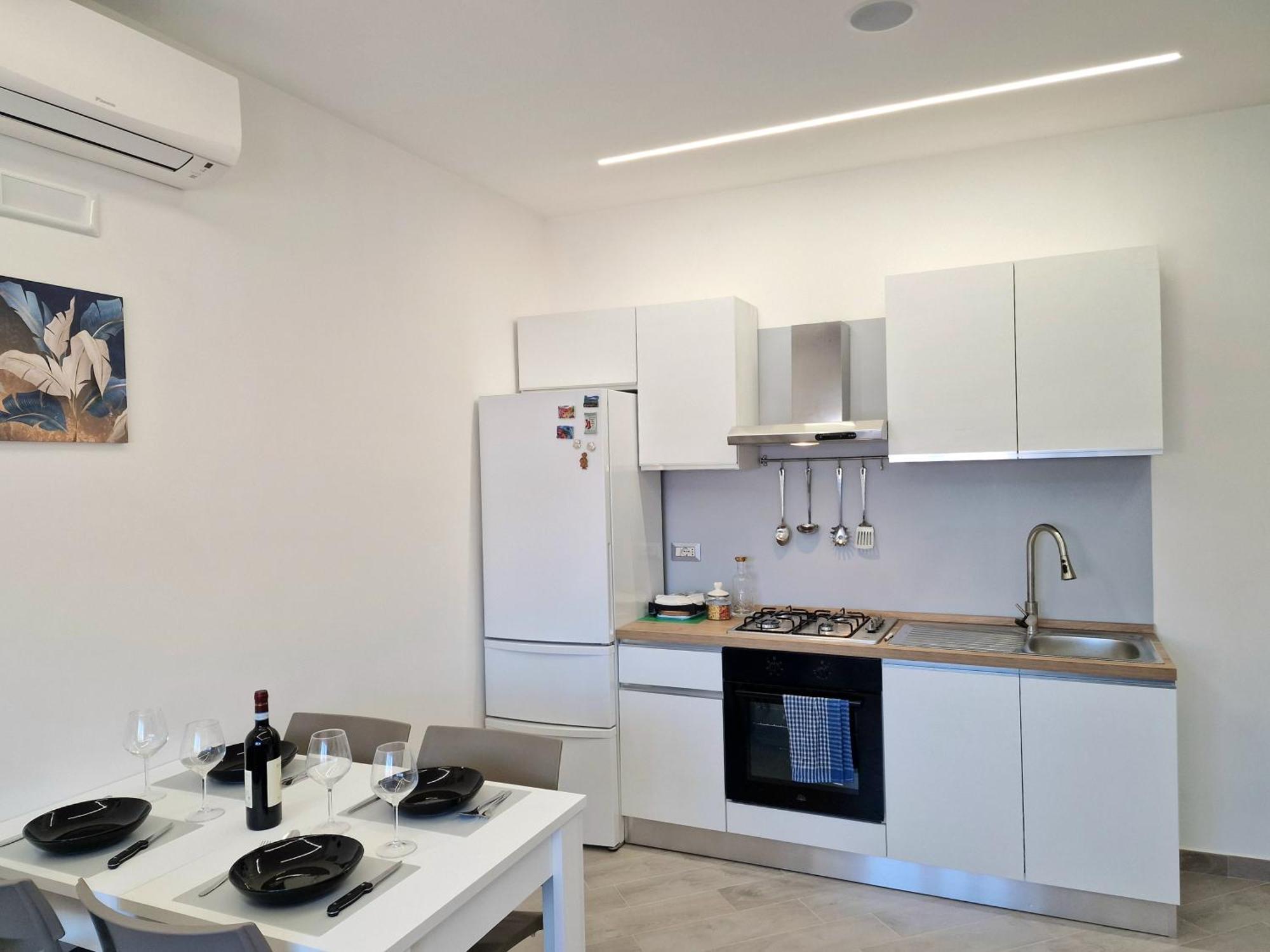 Tower Apartments Terracina Exterior foto